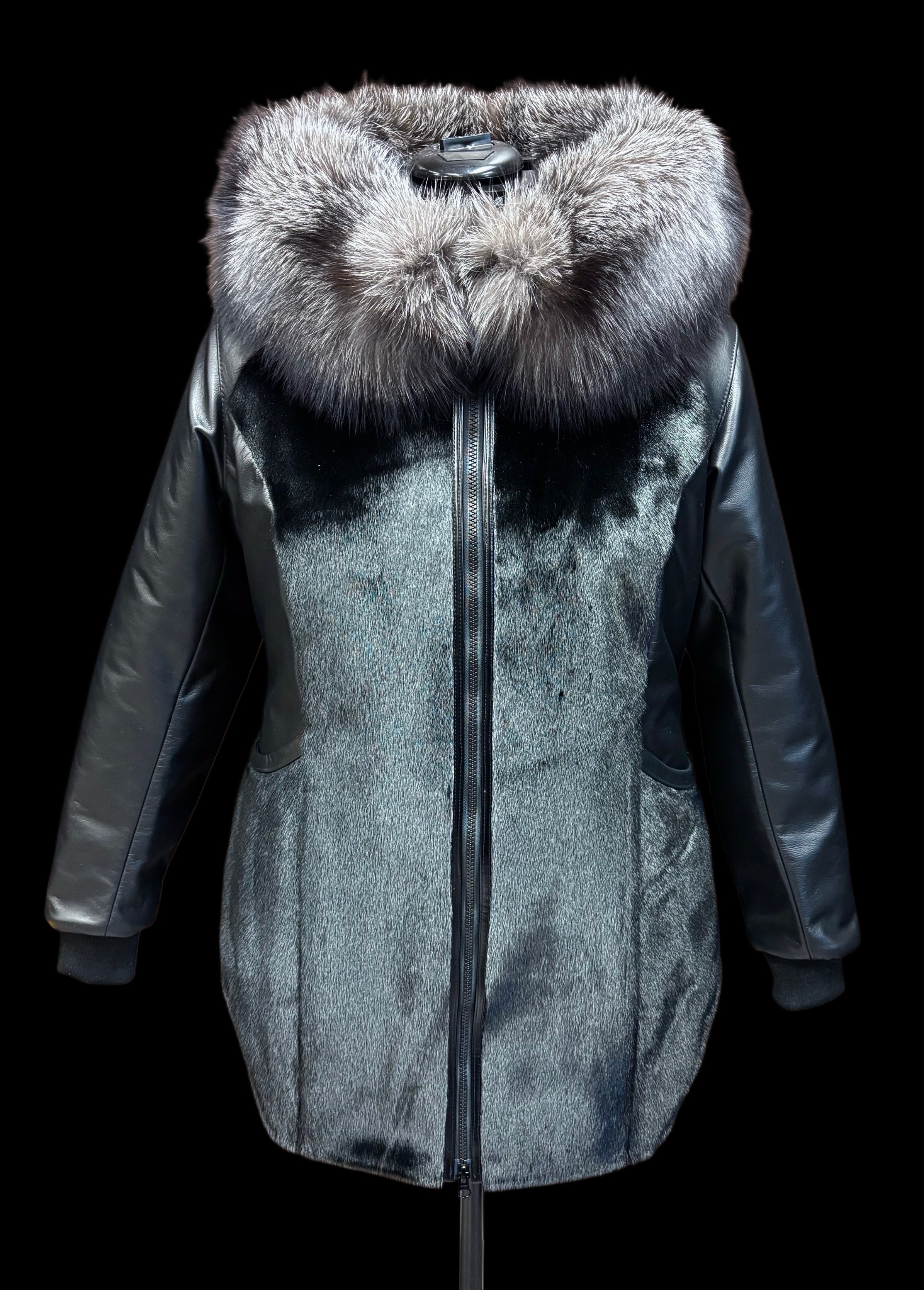 TAVVI 2.0 | ᑕᕝᕕ - BLACK SEALSKIN-3