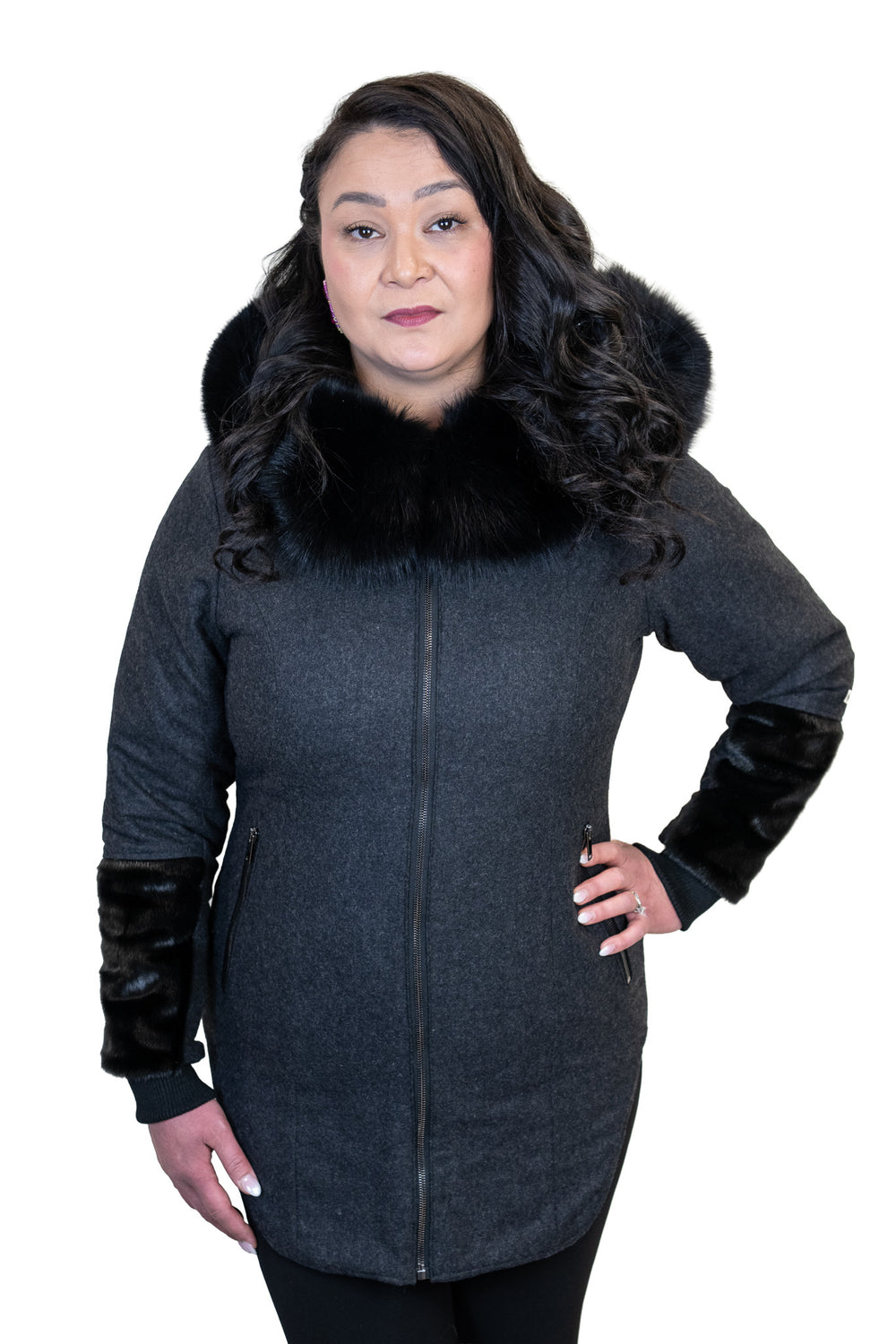 TAVVI | ᑕᕝᕕ - CHARCOAL