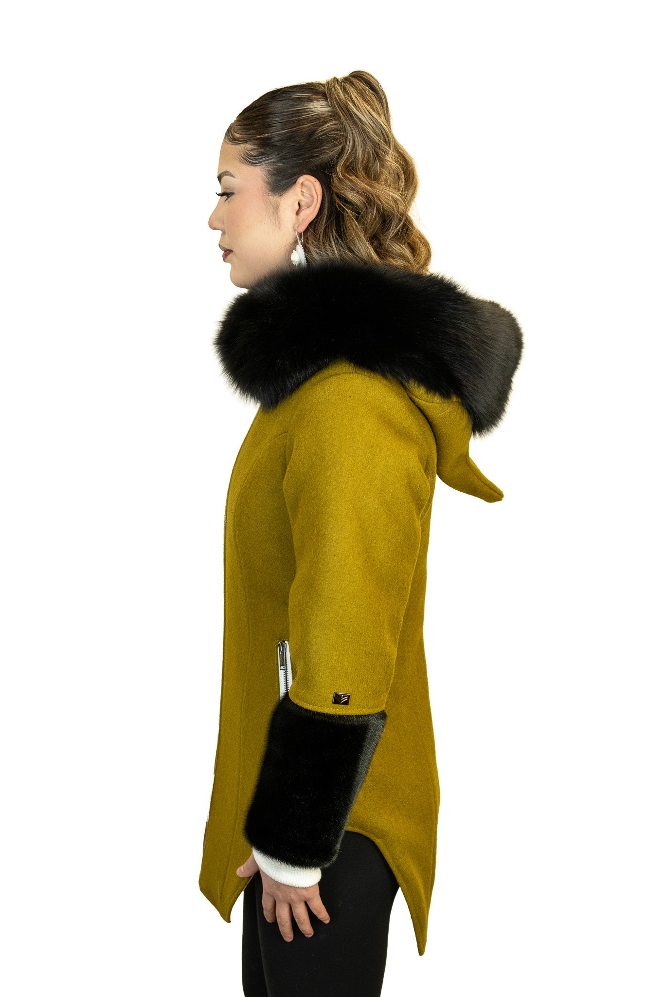 TAVVI | ᑕᕝᕕ - HONEY-5