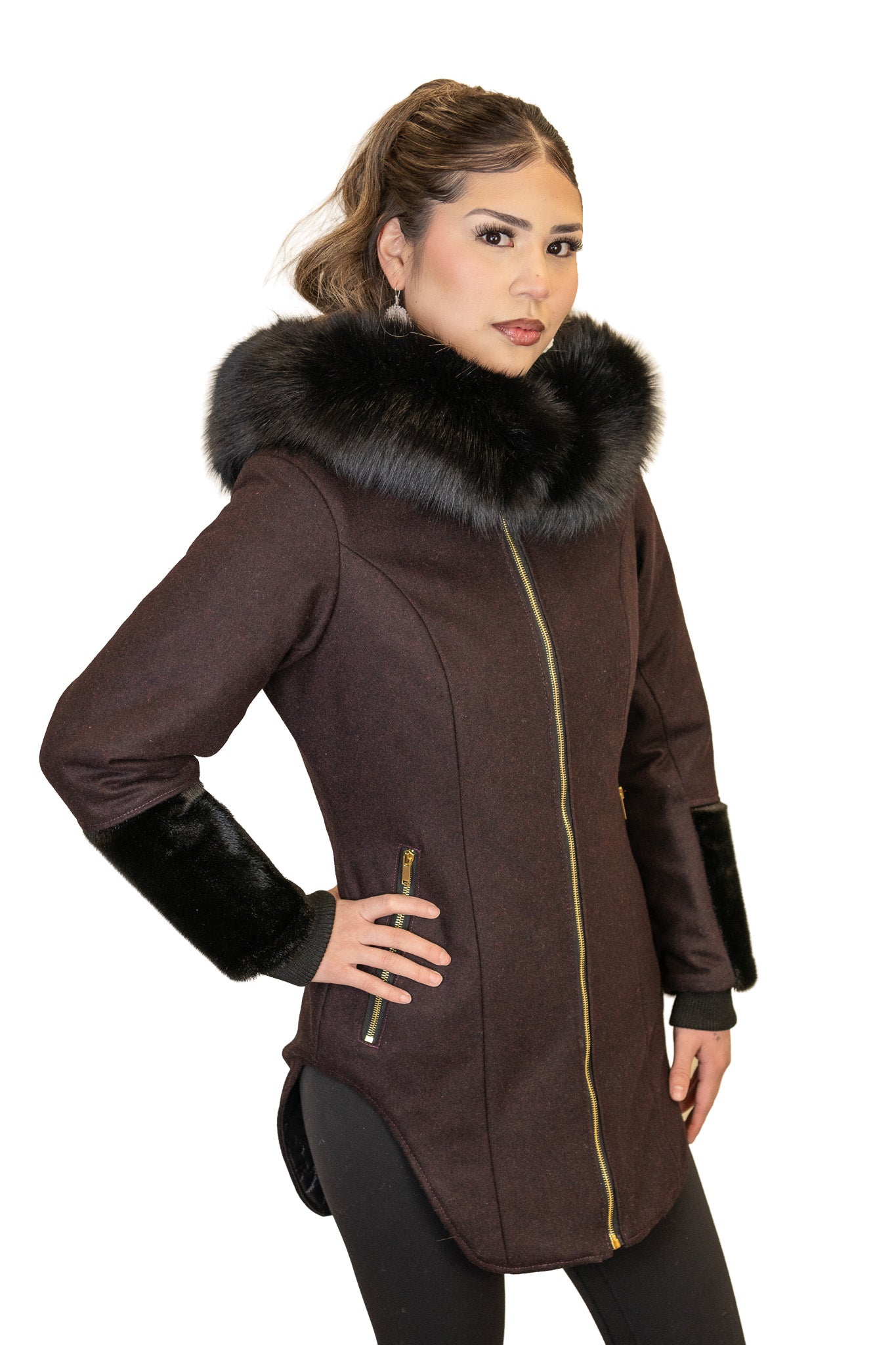 TAVVI | ᑕᕝᕕ - BURGUNDY-2